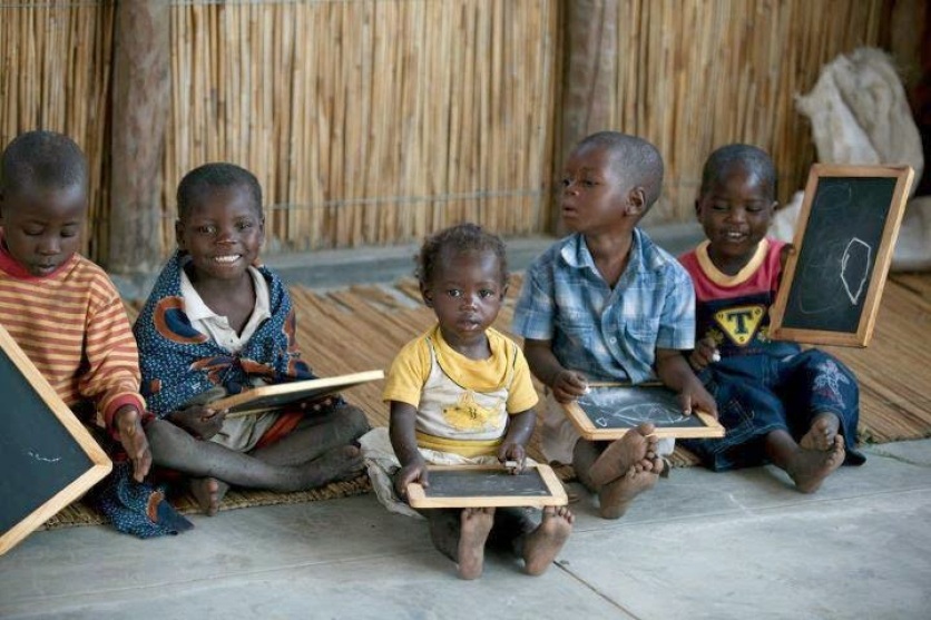 escuela-ninos-africa